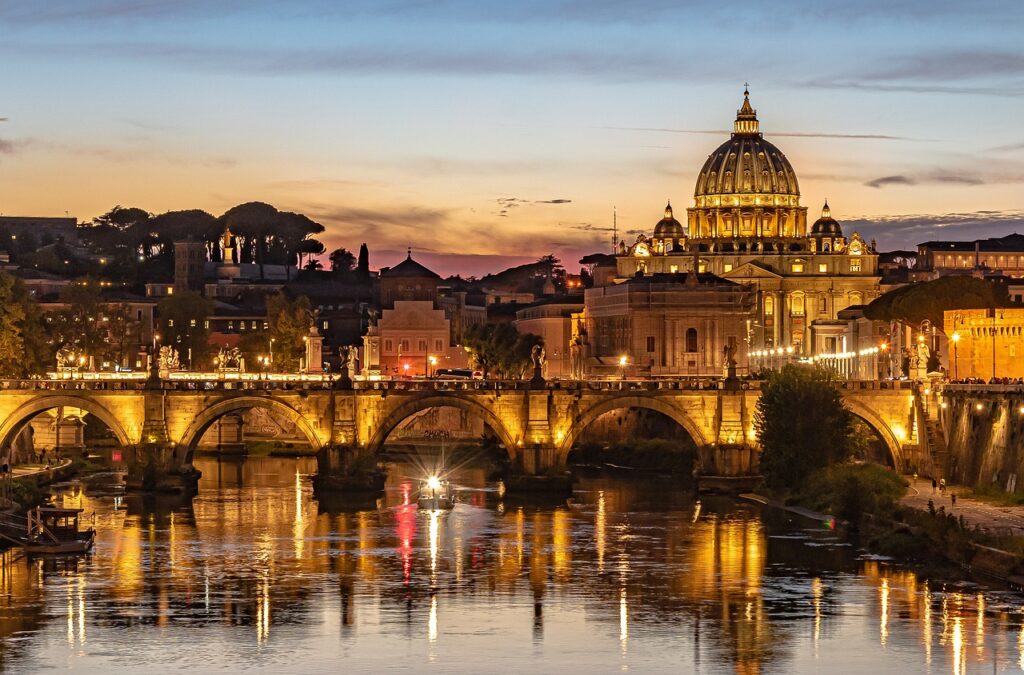 Tiber mit Petersdom im Hintergrund, Brücke zur Engelsburg